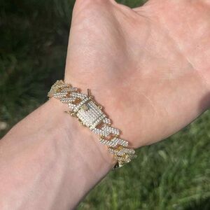 Prong Cuban link bracelet(SALE)